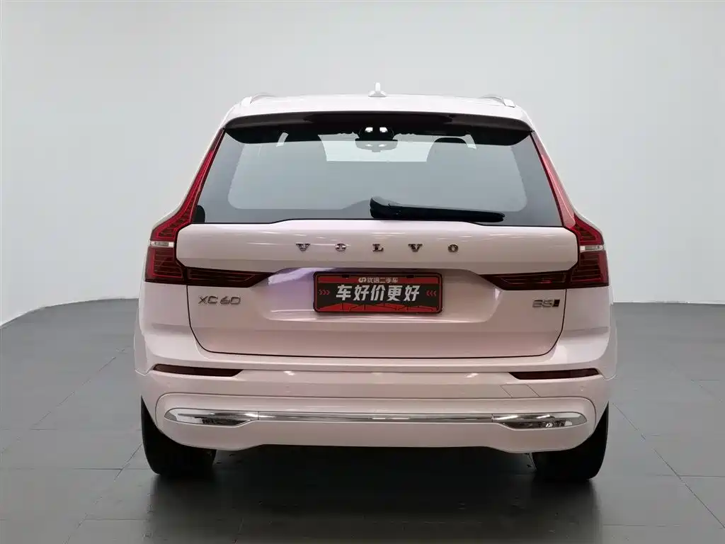Volvo XC60 2022 B5 Luxury