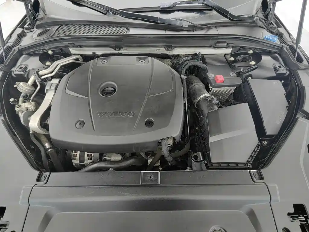 Volvo S90 — миниатюра 6