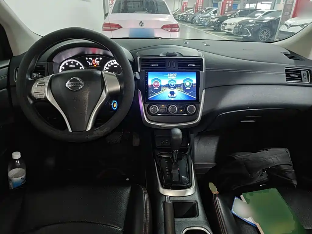 Nissan Tiida 2021 1.6L CVT