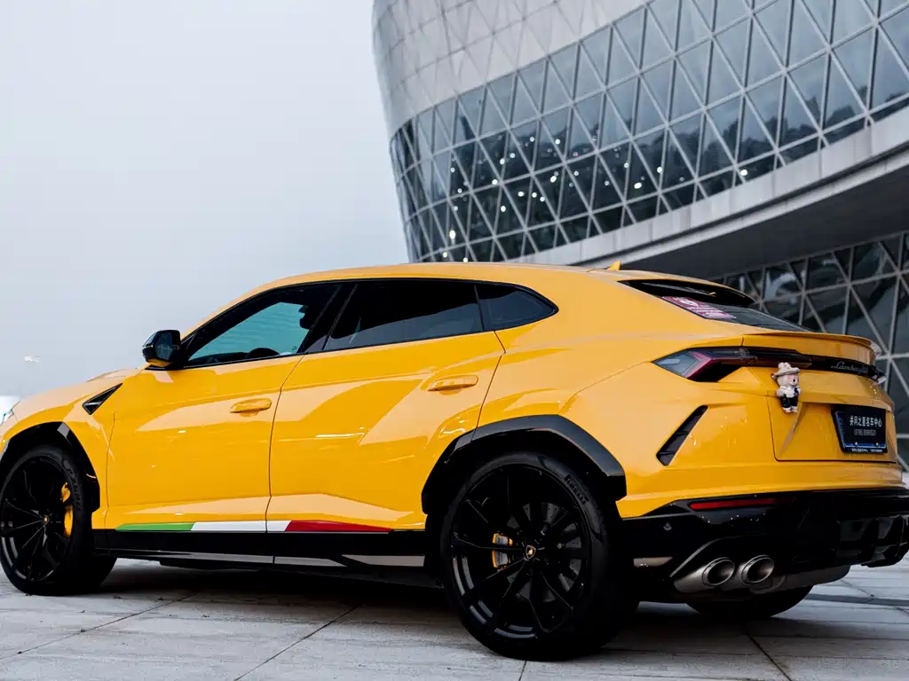 Lamborghini Urus 2021 4.0T V8