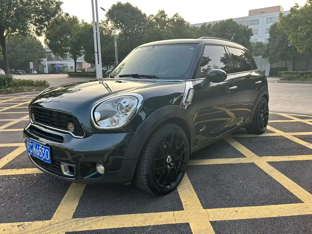 Mini Mini Countryman 2012
