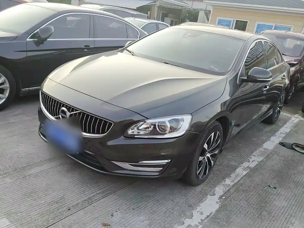 Volvo S60