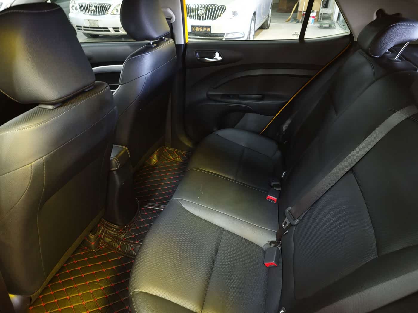 CHERY Tiggo 5x 1.4 л 2021 г. желто-оранжевый, пробег 47000 км