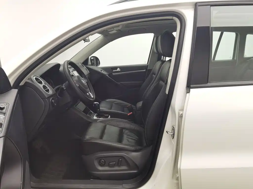 Volkswagen Tiguan — миниатюра 10