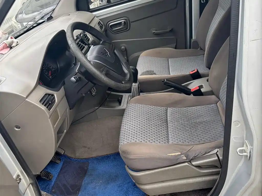 WULING AUTOMOBILE WULING LIGHT V