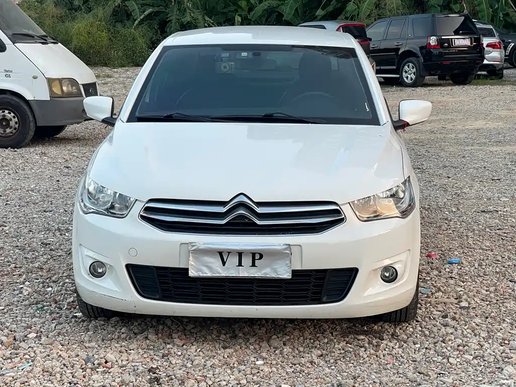 Citroen Elysee — миниатюра 2