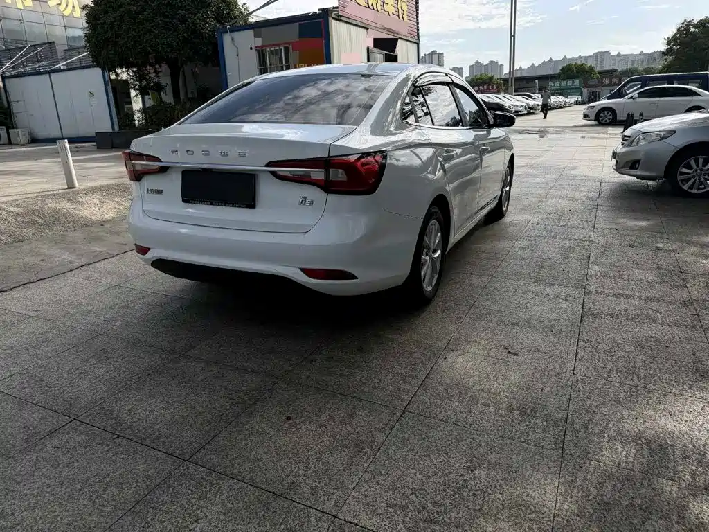 Roewe i5 — миниатюра 6