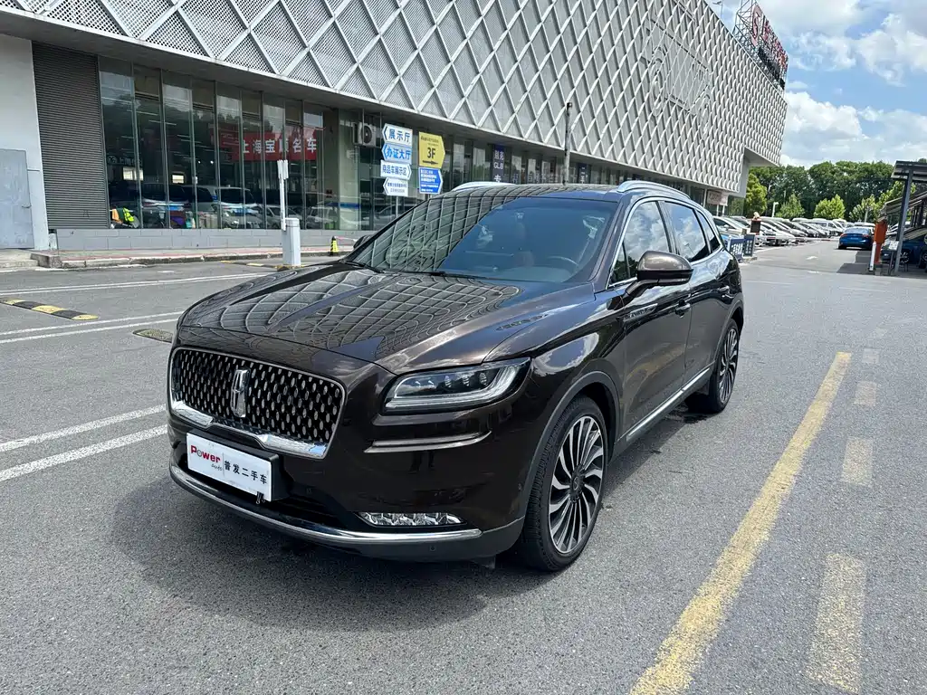 Lincoln Nautilus 2022