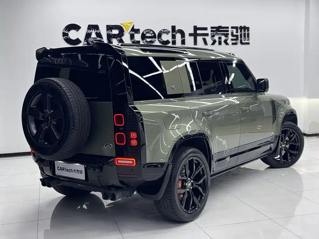 Land Rover Defender — миниатюра 2