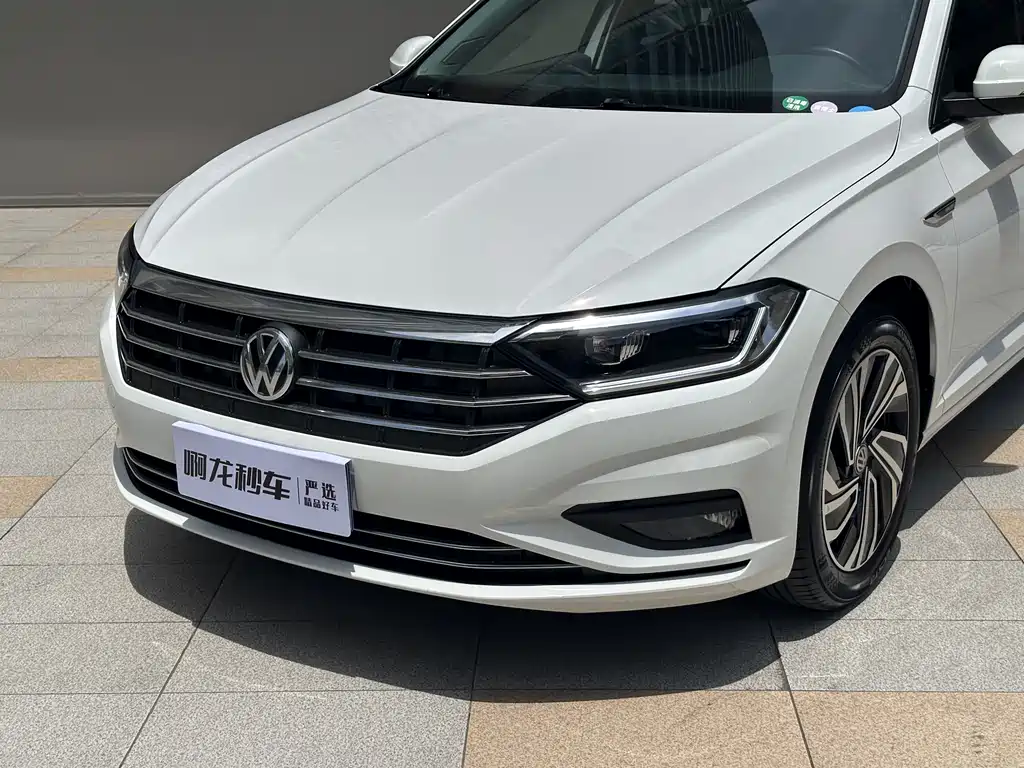 Volkswagen Sagitar 2022 280TSI DSG