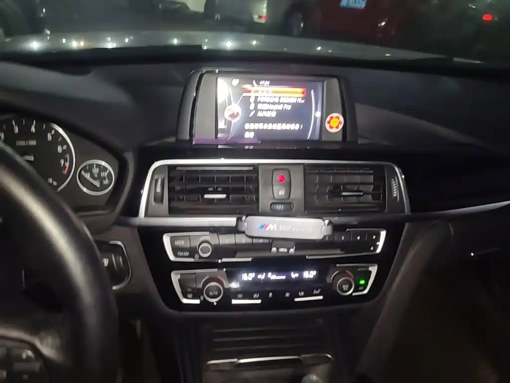 BMW 3 Series — миниатюра 18
