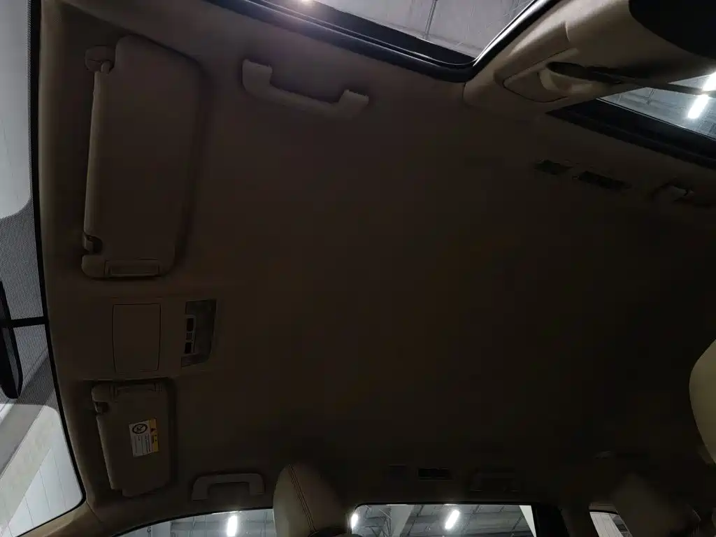 Toyota Highlander — миниатюра 14