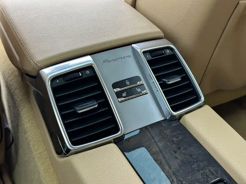 Porsche Panamera — миниатюра 25