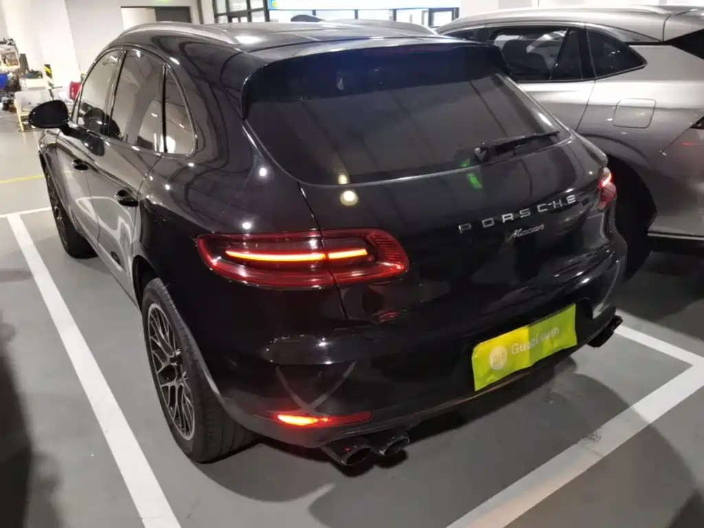 Porsche Macan — миниатюра 5