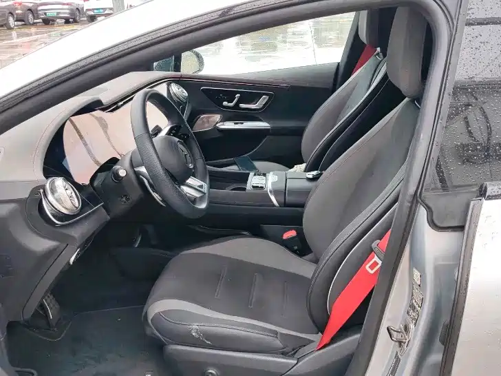 Mercedes-Benz EQE AMG — миниатюра 6