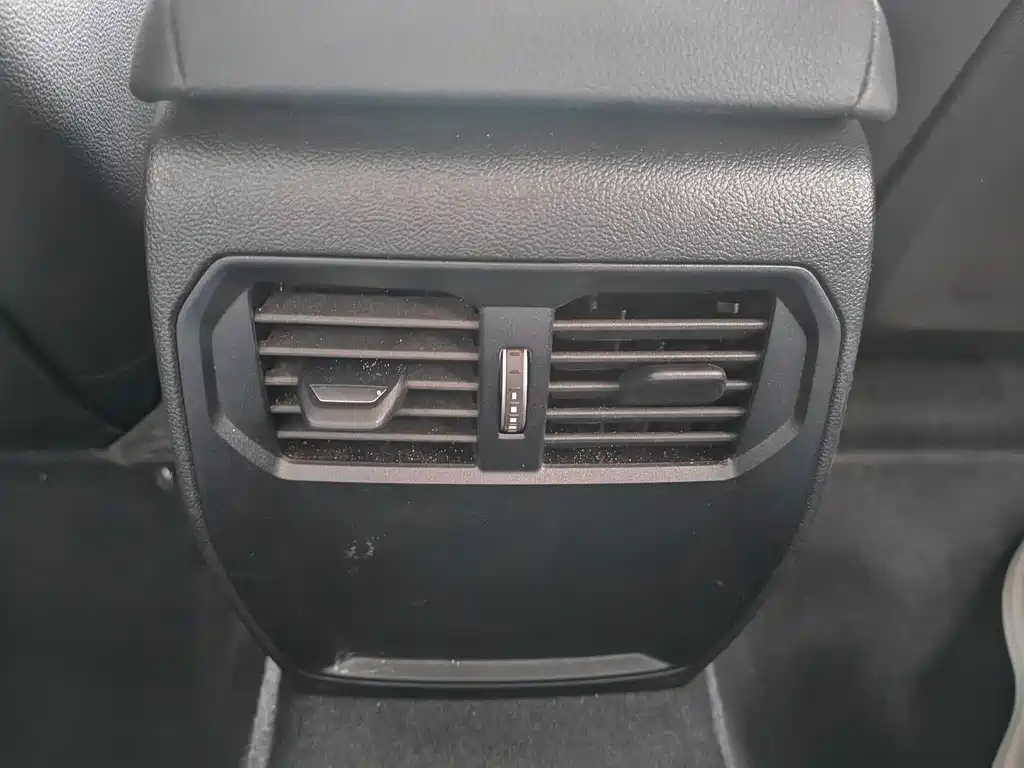 BMW 2 Series (Import) — миниатюра 11