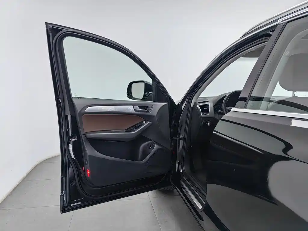 Audi Q5 — миниатюра 8