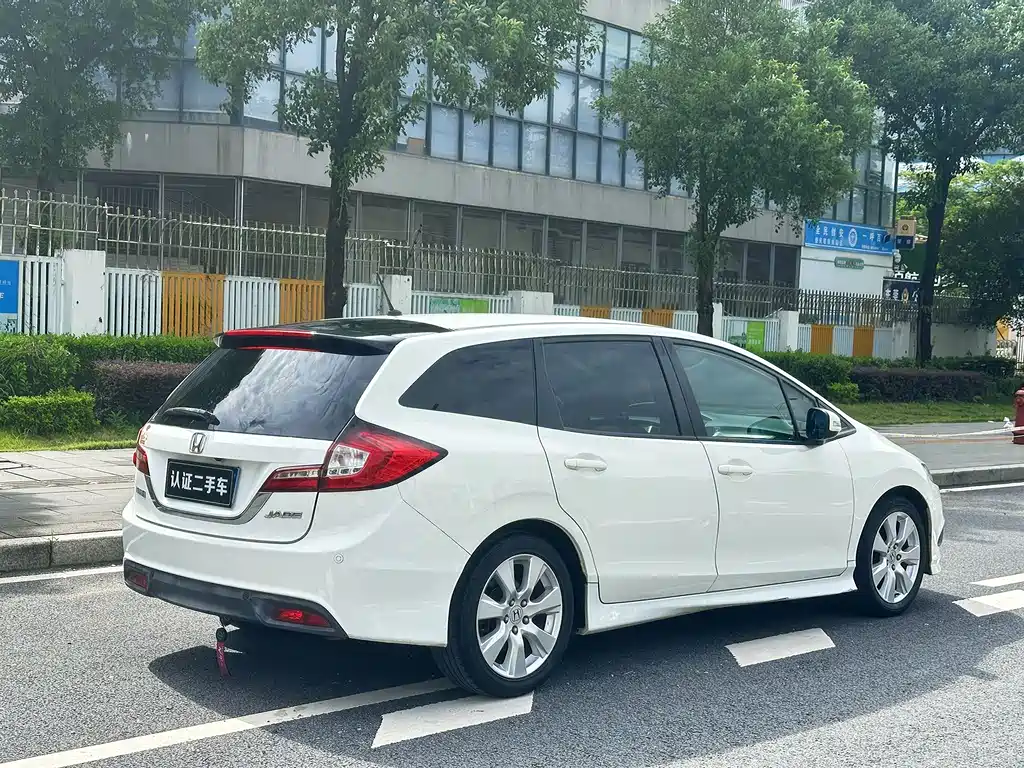 Honda Jade — миниатюра 5
