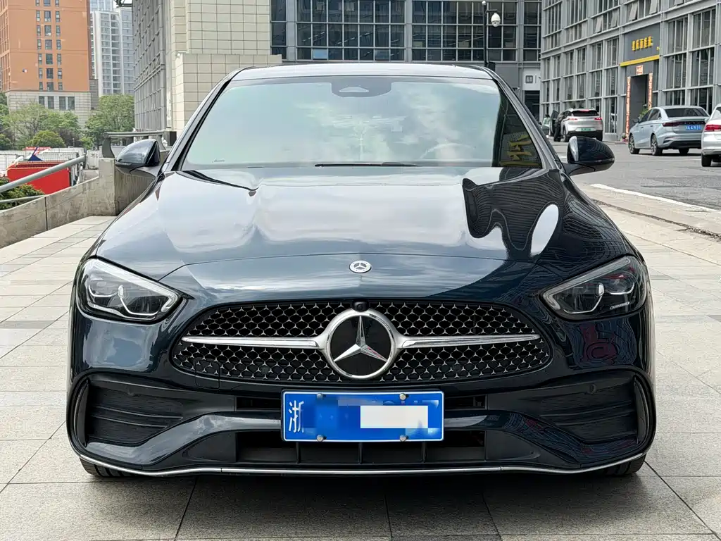 Mercedes-Benz C-Class 2023