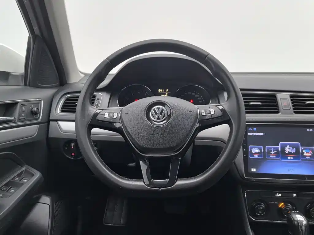 Volkswagen Gran Lavida — миниатюра 11