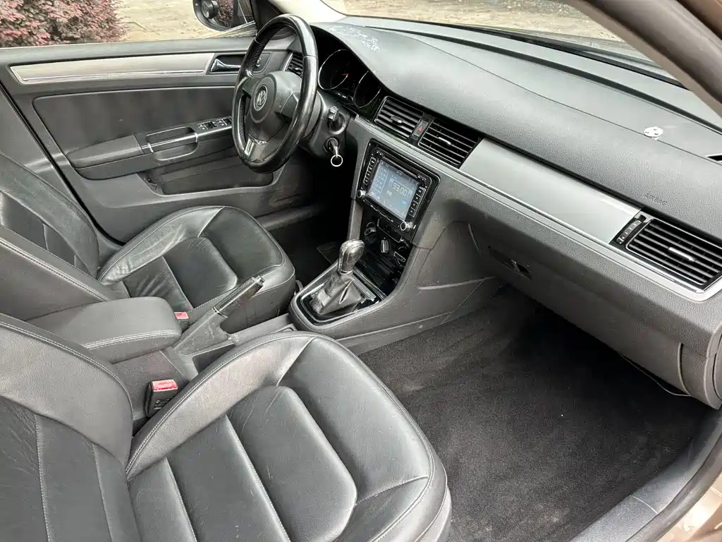Volkswagen Bora — миниатюра 12