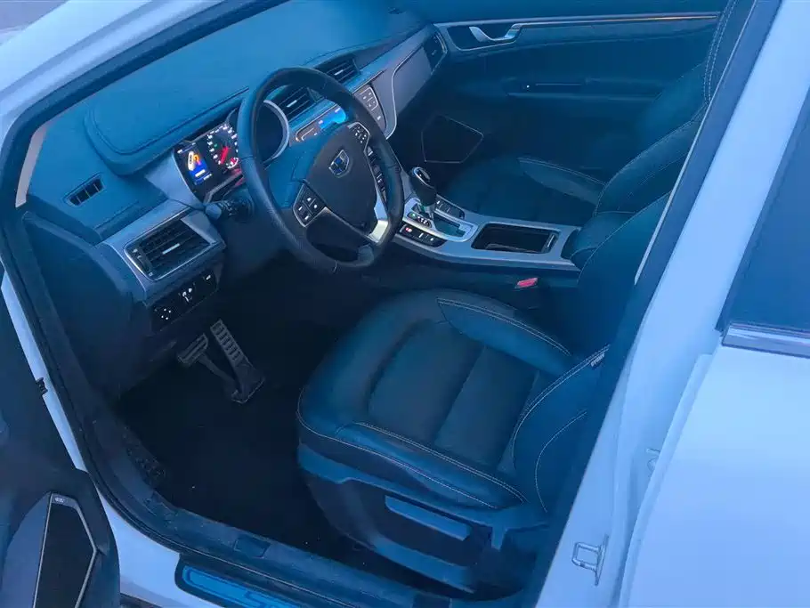 GEELY AUTOMOBILE EMGRAND GS