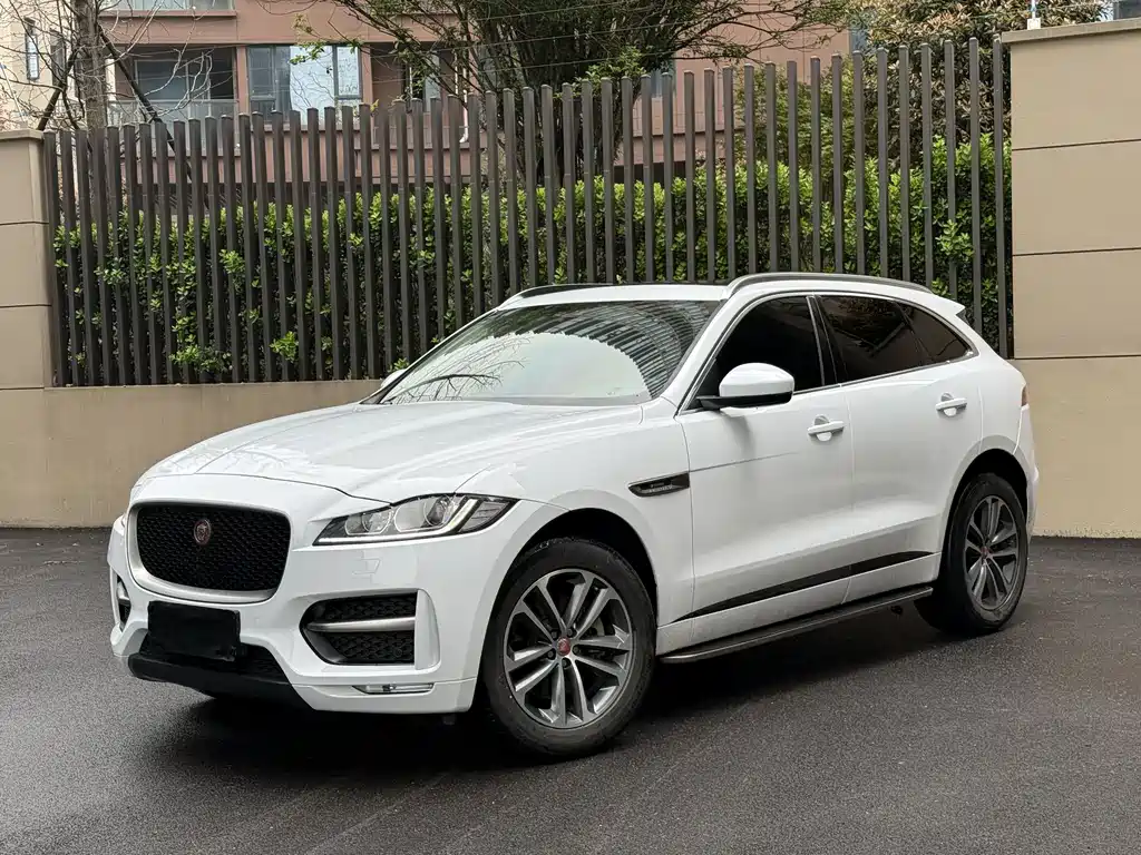 Jaguar F-PACE 2019