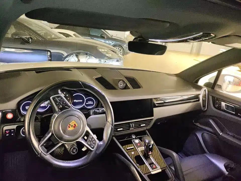 Porsche Cayenne Hybrid — миниатюра 3