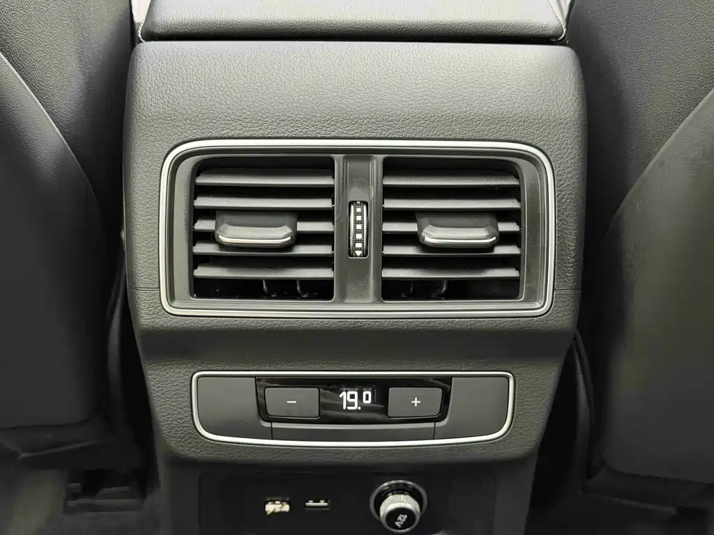 Audi Q5L — миниатюра 14