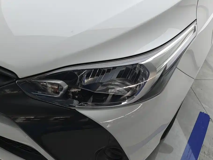 Toyota Yaris L — миниатюра 5