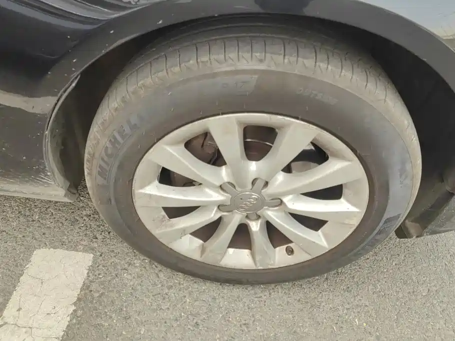 Audi A6L — миниатюра 6