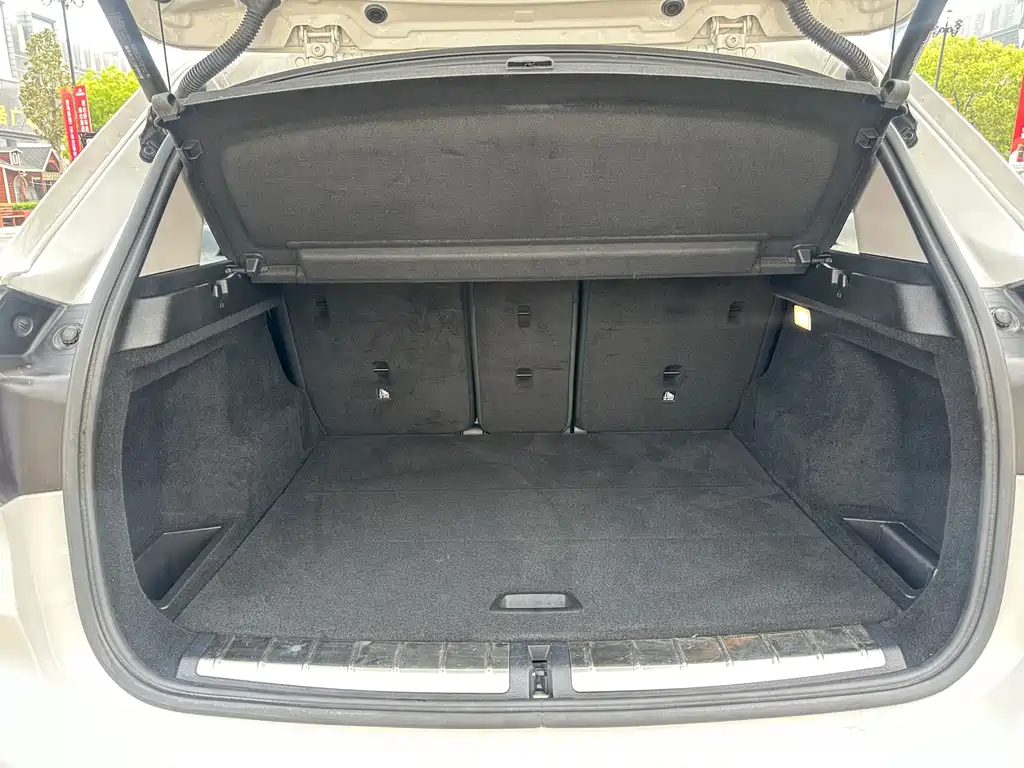 BMW X1 2019 sDrive20Li Lead