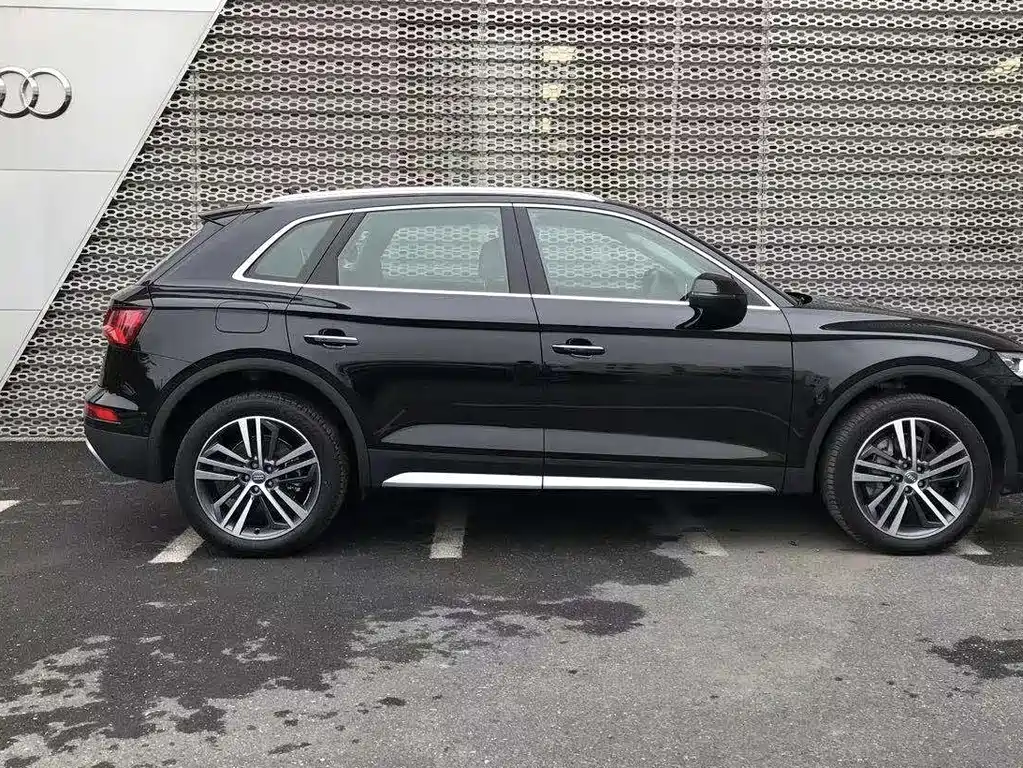 Audi Q5L — миниатюра 3