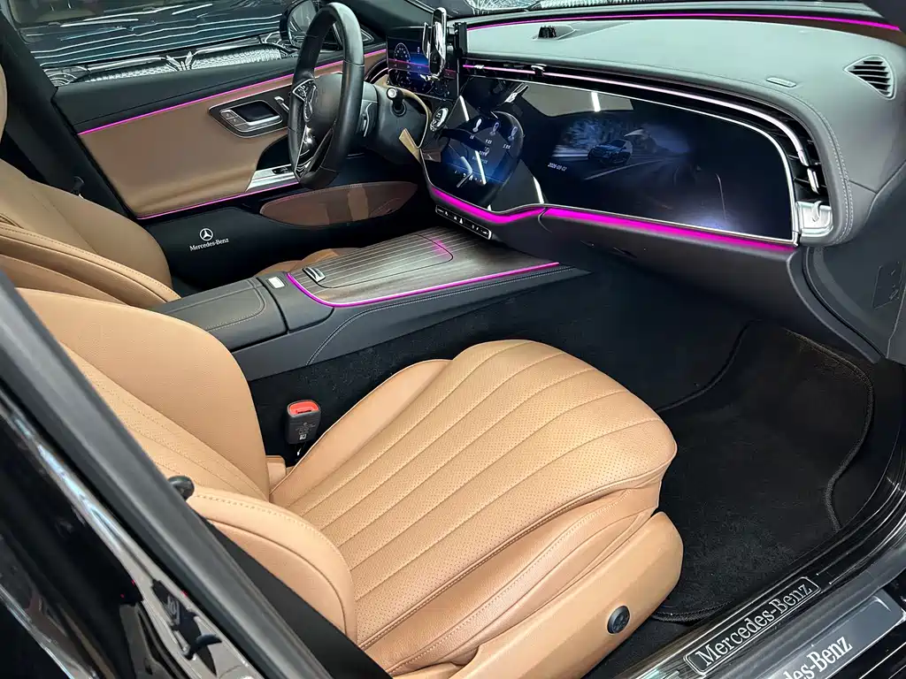 Mercedes-Benz E-Class — миниатюра 20