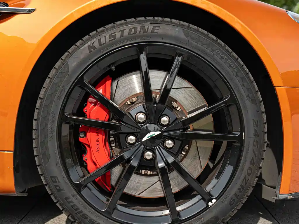 Aston Martin V8 Vantage 2012 4.7L S Roadster