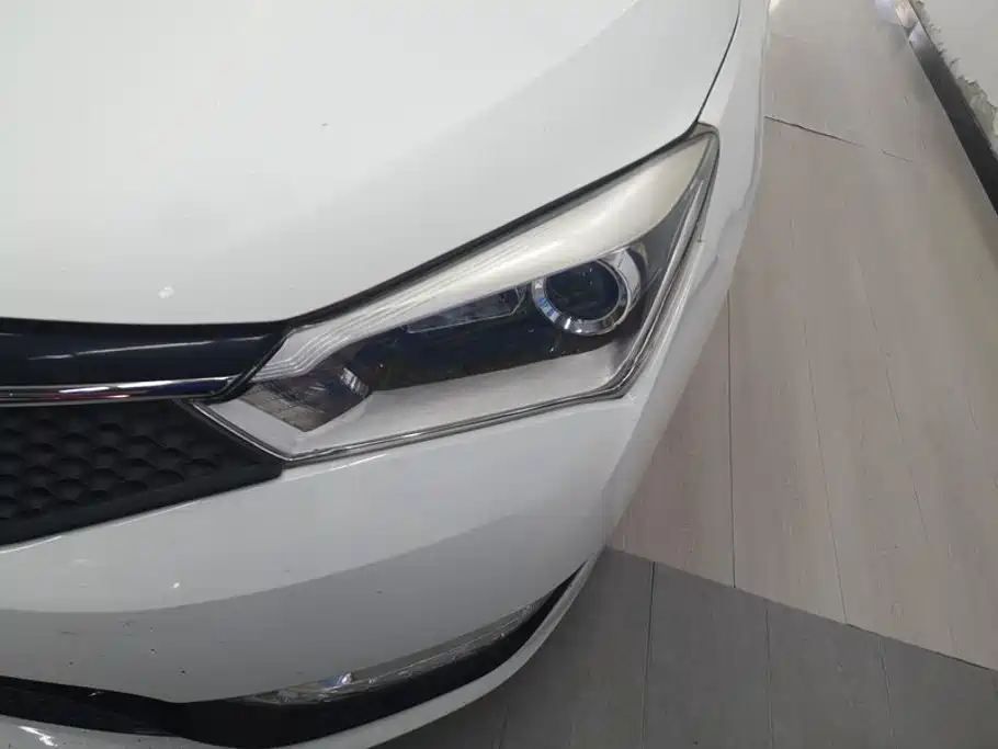 Haima Haima M3 — миниатюра 5