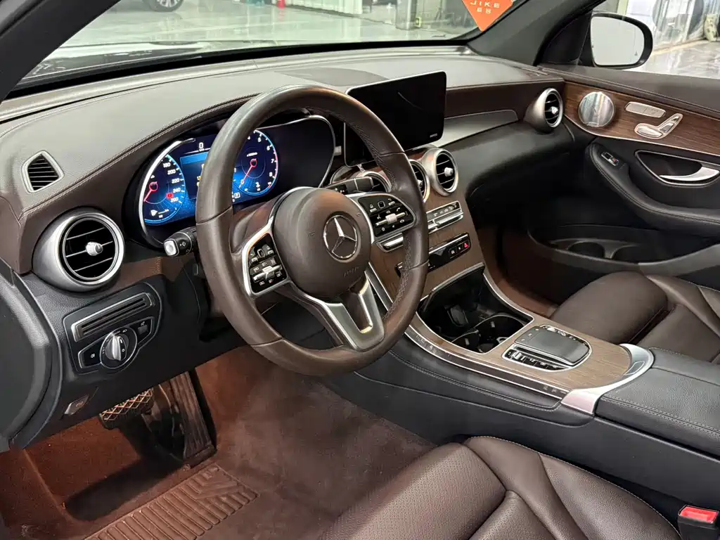 Mercedes-Benz GLC — миниатюра 4