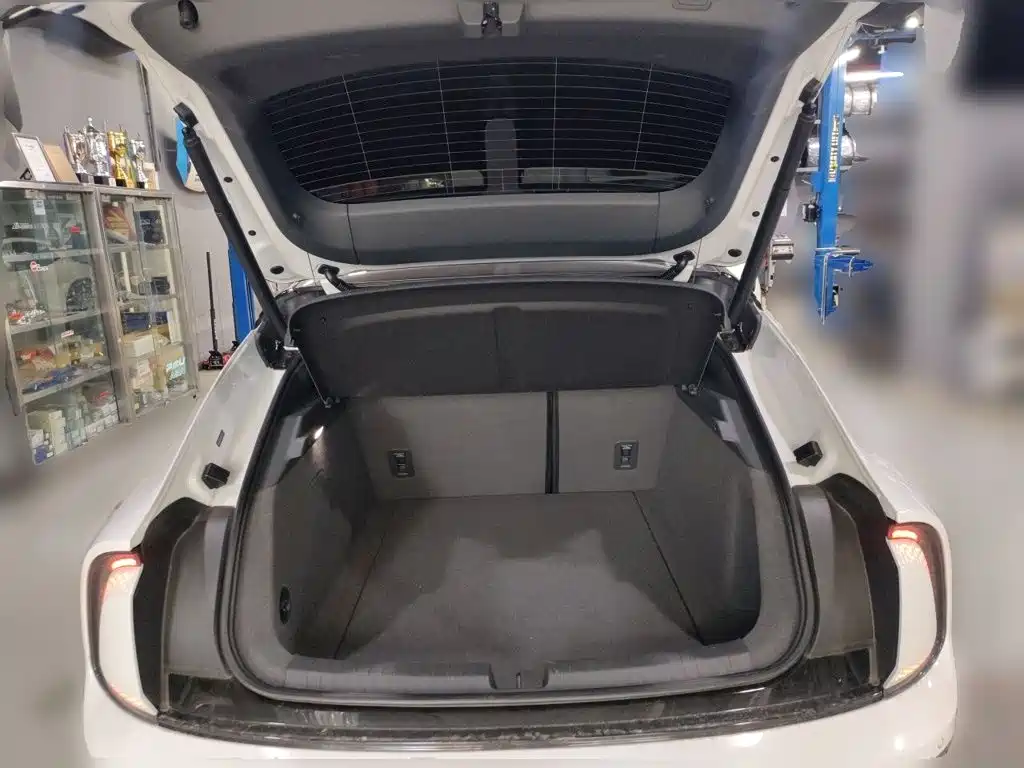 Audi E5 Sportback — миниатюра 15