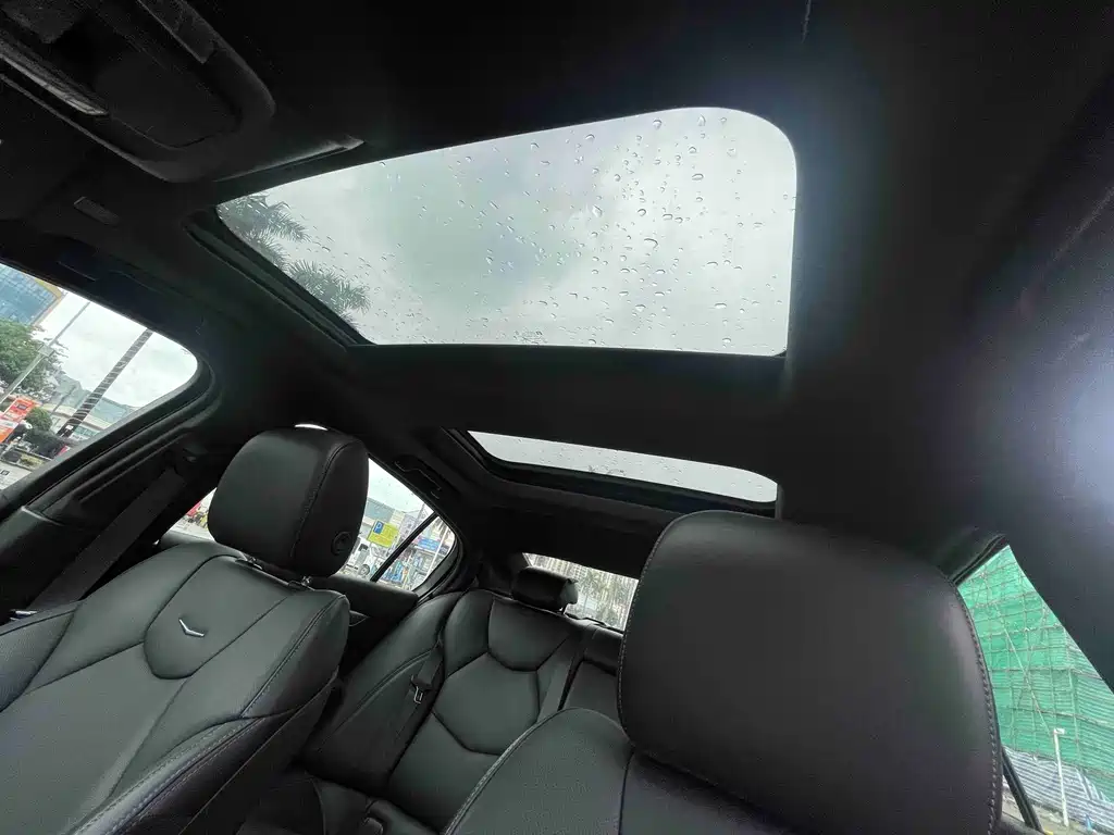 Cadillac CT5 — миниатюра 18