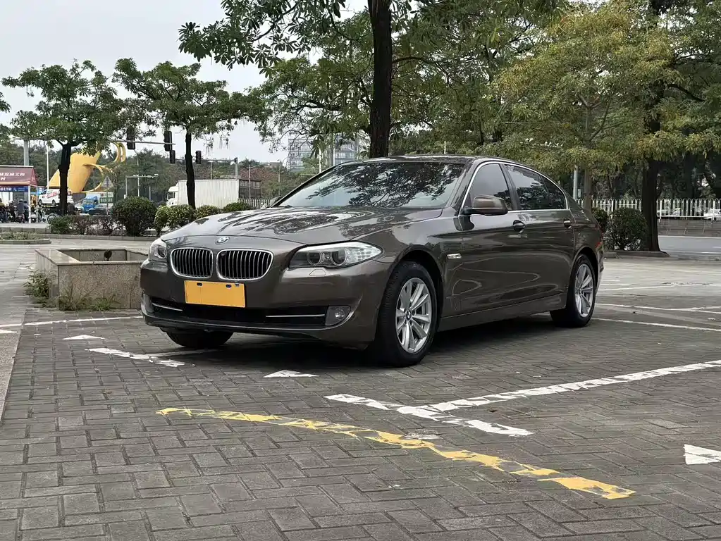 BMW 5 Series 2012