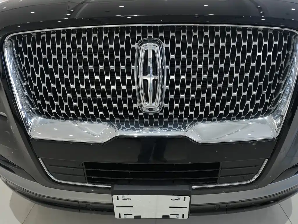 Lincoln Navigator 2024 3.5T AT