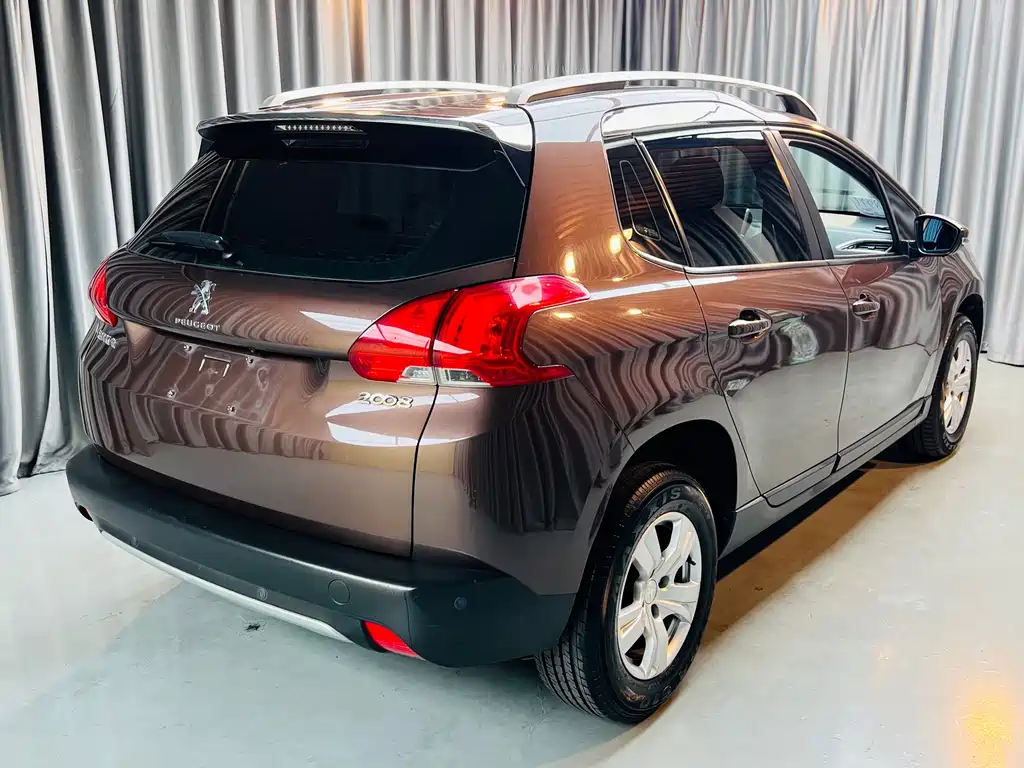 Peugeot 2008 2014 1.6L AT