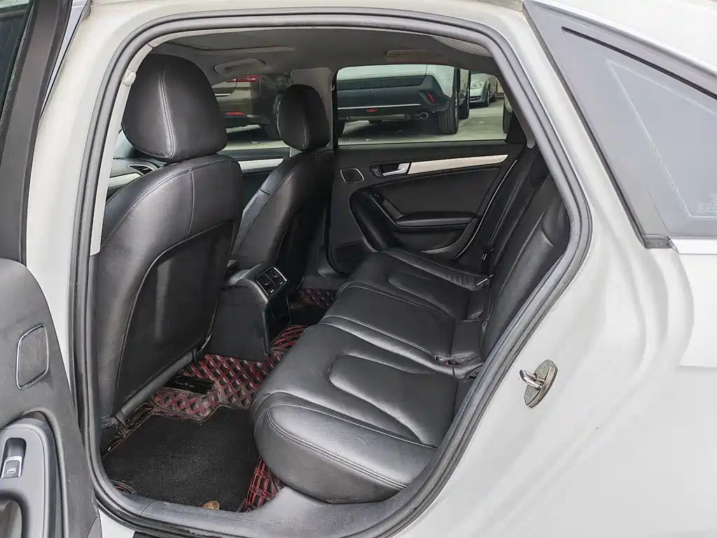 Audi A4L 2015 35 TFSI AT