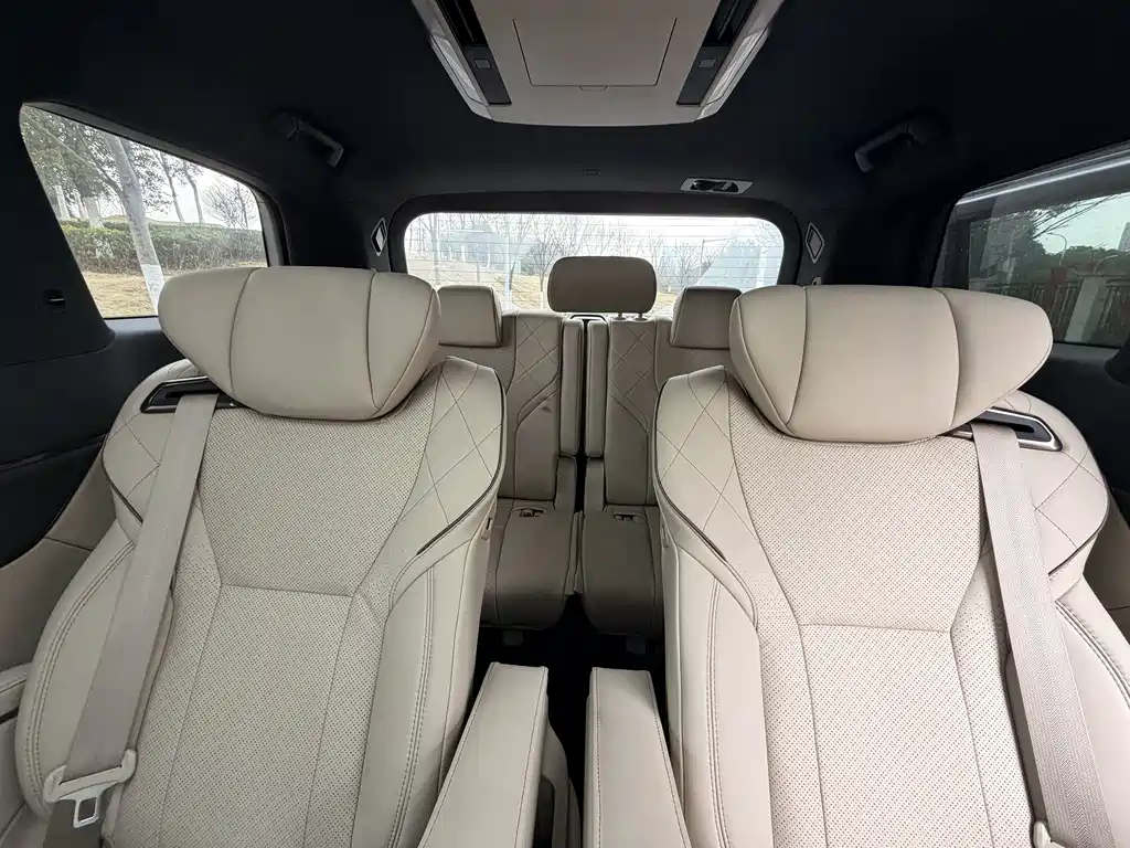 Toyota Vellfire 2024 2.5L Executive