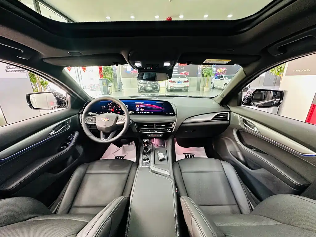 Cadillac CT5 — миниатюра 6