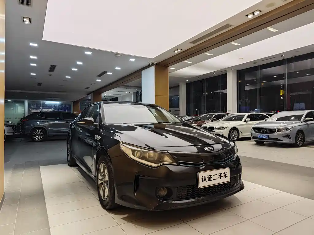 Kia K5 2016 2.0L hybrid GLS