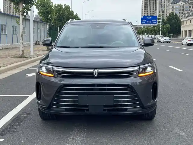 2023 Huawei M7