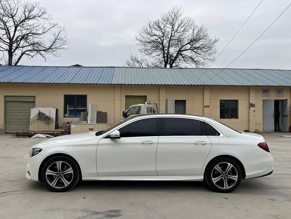 Mercedes-Benz E-Class E 2020 E 260 L Sport