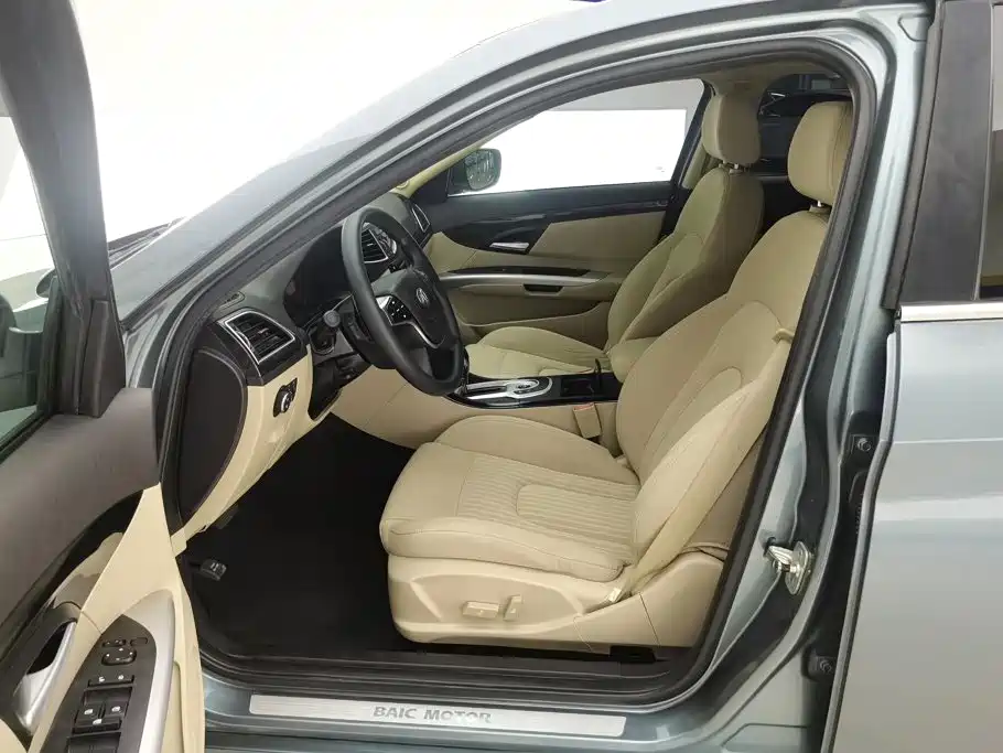 BAIC Senova D70 — миниатюра 9