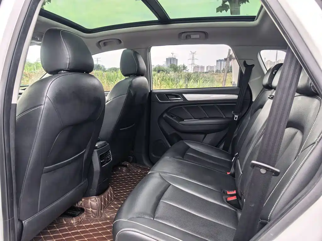 Roewe RX5 — миниатюра 13